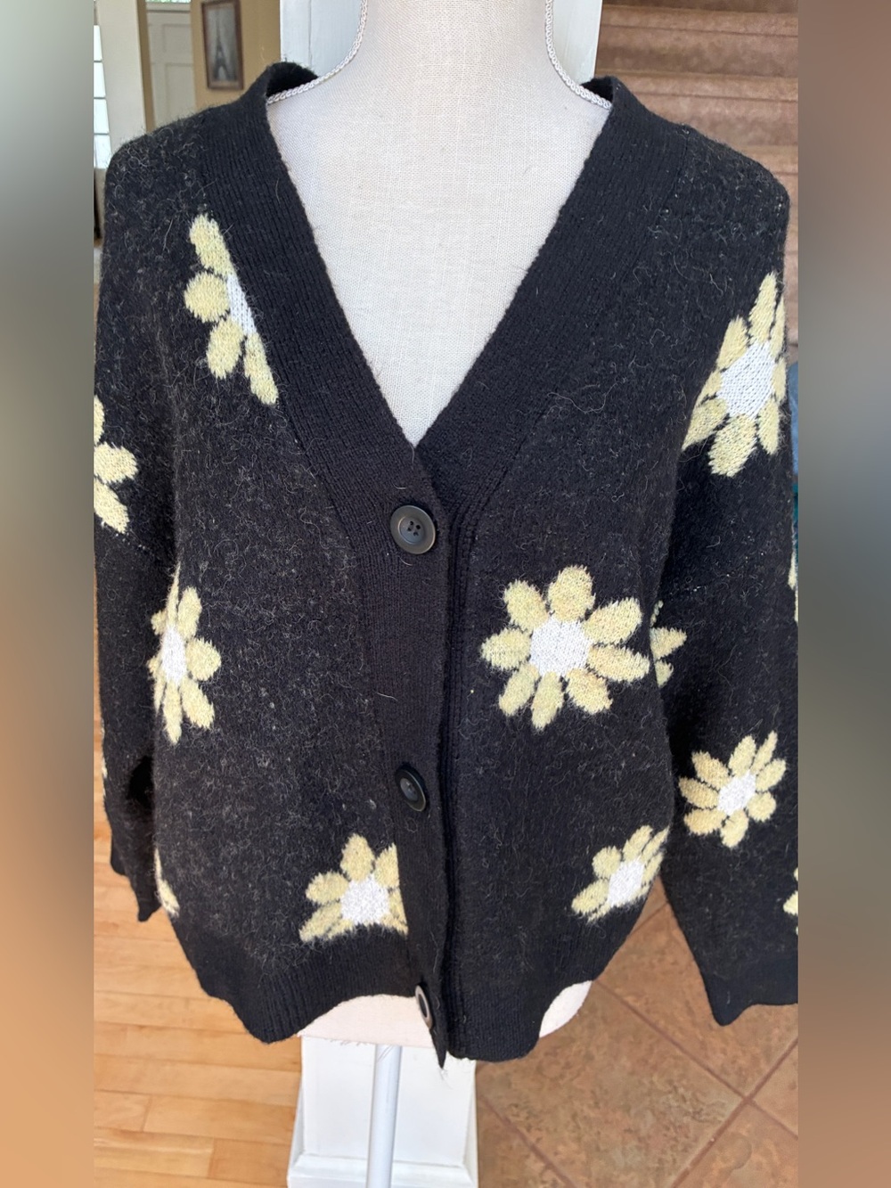 Chelsea & Theodore Charcoal Knit Cardigan with Yellow and Cream Daisies